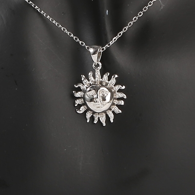 O pendente dado forma Sun de prata do pendente 925 delicados para a colar do amor de DIY encanta Valentine Gift Heart