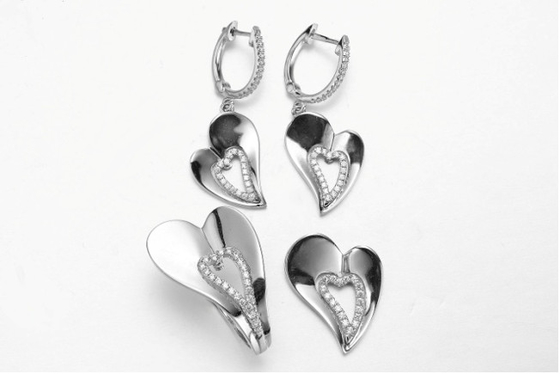 Zirconita de Telesthesia Sterling Silver Double Heart Necklace