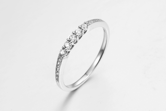 Anéis em pilha 2 Joalharia por atacado Mulheres de luxo Anel Pedra preciosa Cristal Pedra de cor mista Zircão Meninas Anel Comprar Anéis a granel
