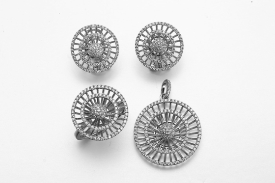 Pendente de coração 925 Prata Sterling Pulsera Personalizada Brincos Anel Colar Mulheres Jewelry Set