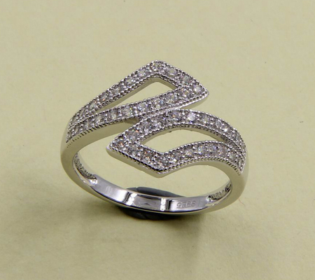 AAA Anéis de Zircônio cúbico em 925 Sterling Silver Silver Diamond Anéis 925 Sterling Ladies Anéis de Prata Anéis de Arco de Prata