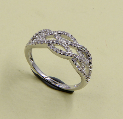 Pave Prong Heart Shape Wedding Band Ring 925 Silver CZ Eternity Band Rings Tamanho 5-10 Sterling Silver Spoon Rings