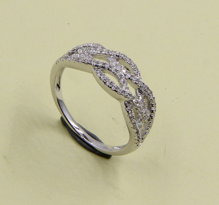 Pave Prong Heart Shape Wedding Band Ring 925 Silver CZ Eternity Band Rings Tamanho 5-10 Sterling Silver Spoon Rings