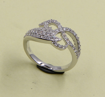 Brilhantes 925 Anéis em forma de coração de prata CZ Um toque de brilho Anel de amor de prata Sterling Anéis de prata empilháveis