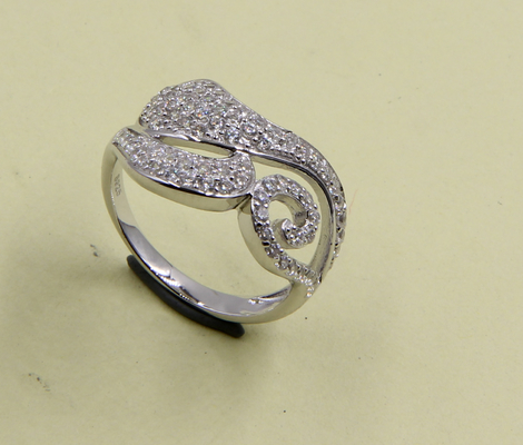Anéis CZ de prata esterlina com elegância radiante Anéis de prata esterlina de prata esterlina Anéis empilháveis