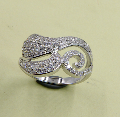 Anéis CZ de prata esterlina com elegância radiante Anéis de prata esterlina de prata esterlina Anéis empilháveis