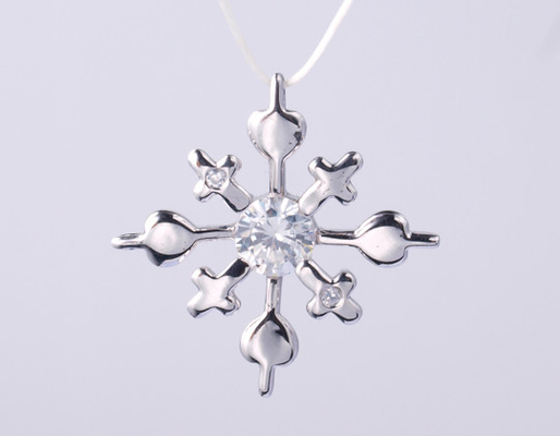 18K Ouro Branco Diamante Sterling Prata Cruz Luminosa Plain Pendente 925 Pendente Religioso Casual para formal gif de Natal