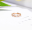 Ouro entrelaçado Diamond Ring 0.2ct 2gram do quilate da grama 18 da cauda para o casamento