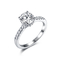 o anel de noivado AAA do grupo da moldura do círculo de 5.5mm Moissanite classifica 925 Sterling Silver